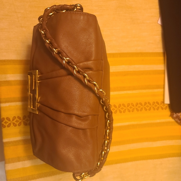 Authentic Fendi Mia Purse with Gold Chain Strap - Picture 3 of 13